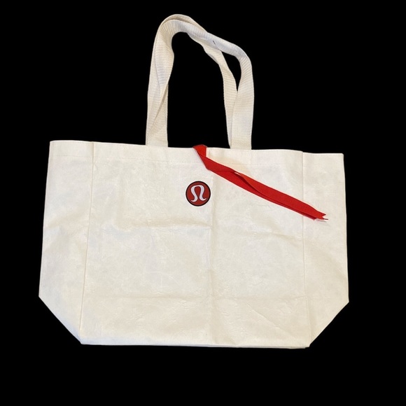 Lululemon reusable tote bag XLarge very rare in mint condition - Picture 3 of 3